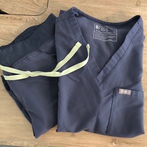 Figs, catrina top, Zamora bottoms, both medium, forgot exact color, dusky blue